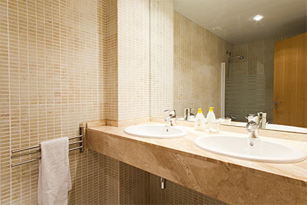 Mh Apartments Gracia Barcelona Room photo