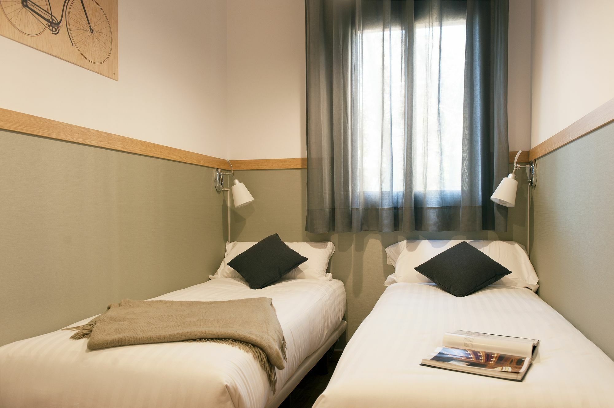 Mh Apartments Gracia Barcelona Exterior photo