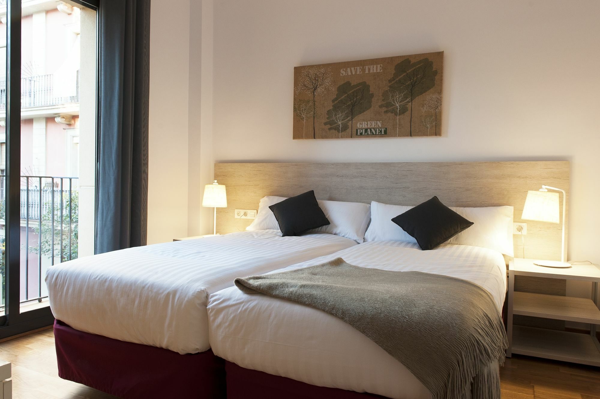 Mh Apartments Gracia Barcelona Exterior photo