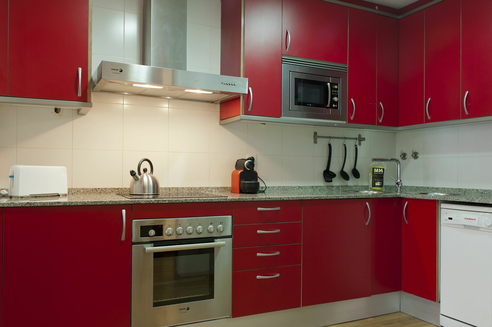 Mh Apartments Gracia Barcelona Exterior photo