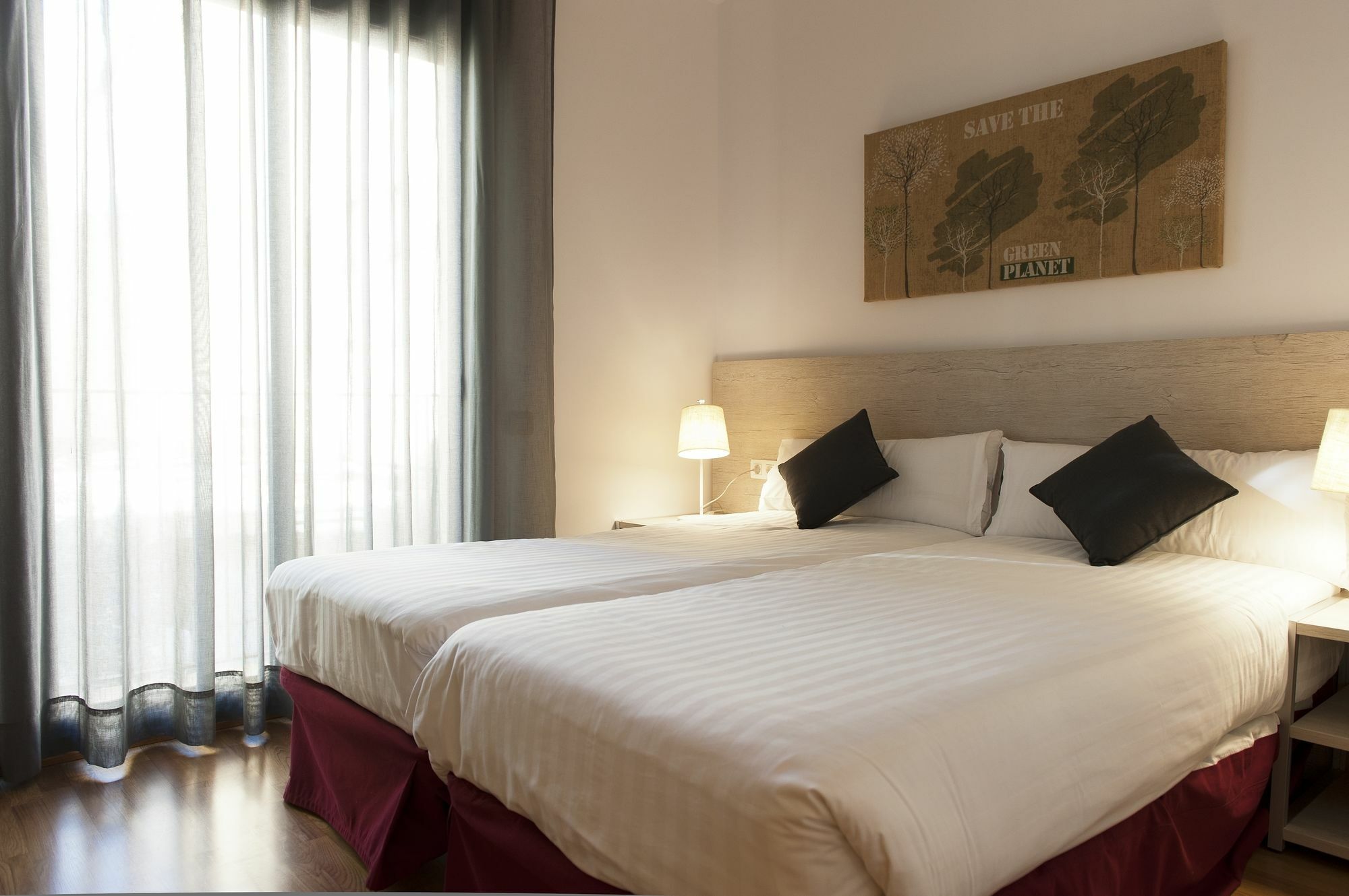 Mh Apartments Gracia Barcelona Exterior photo